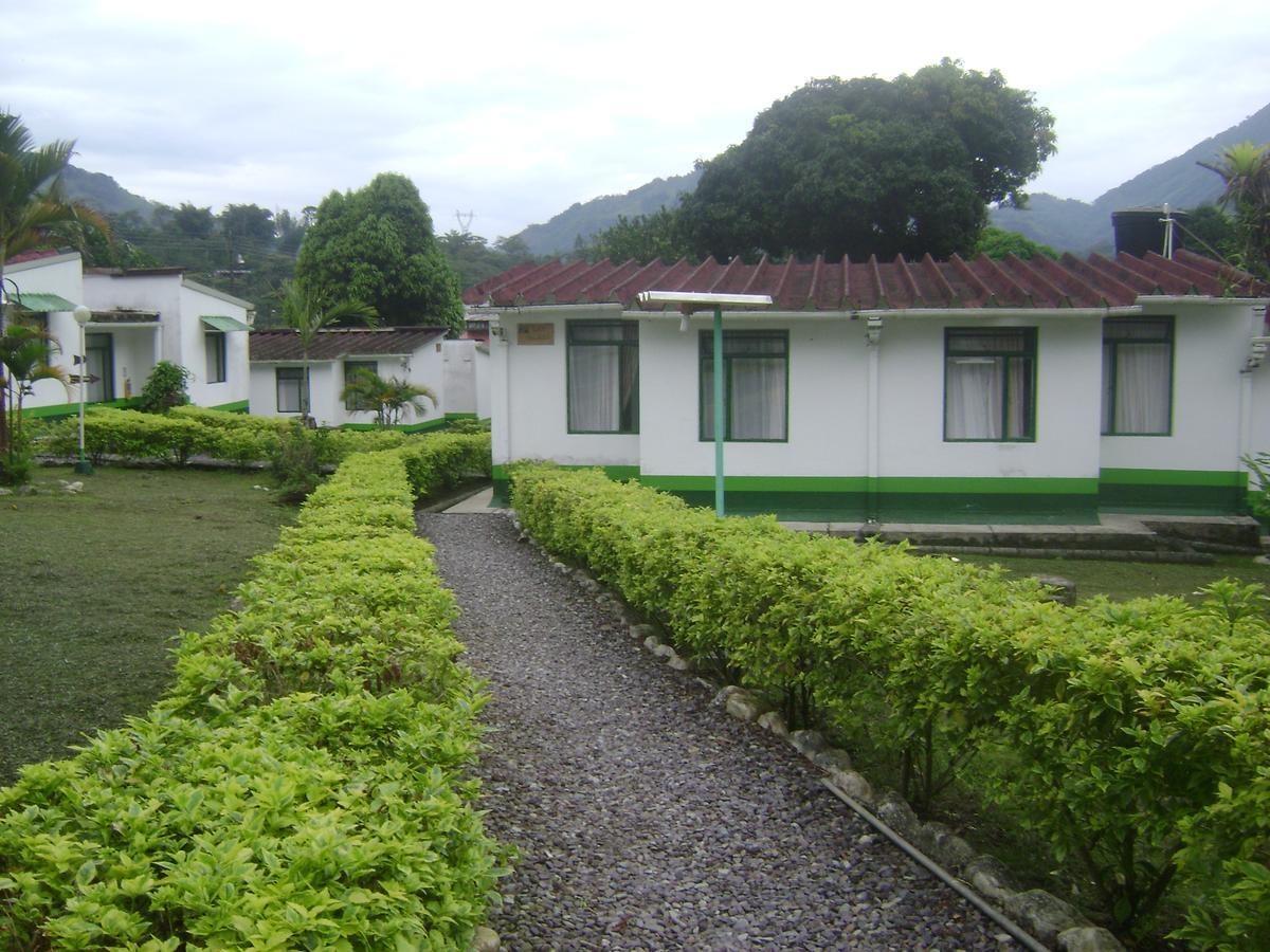 Hotel Servituristicos La Esmeralda Santa María Esterno foto