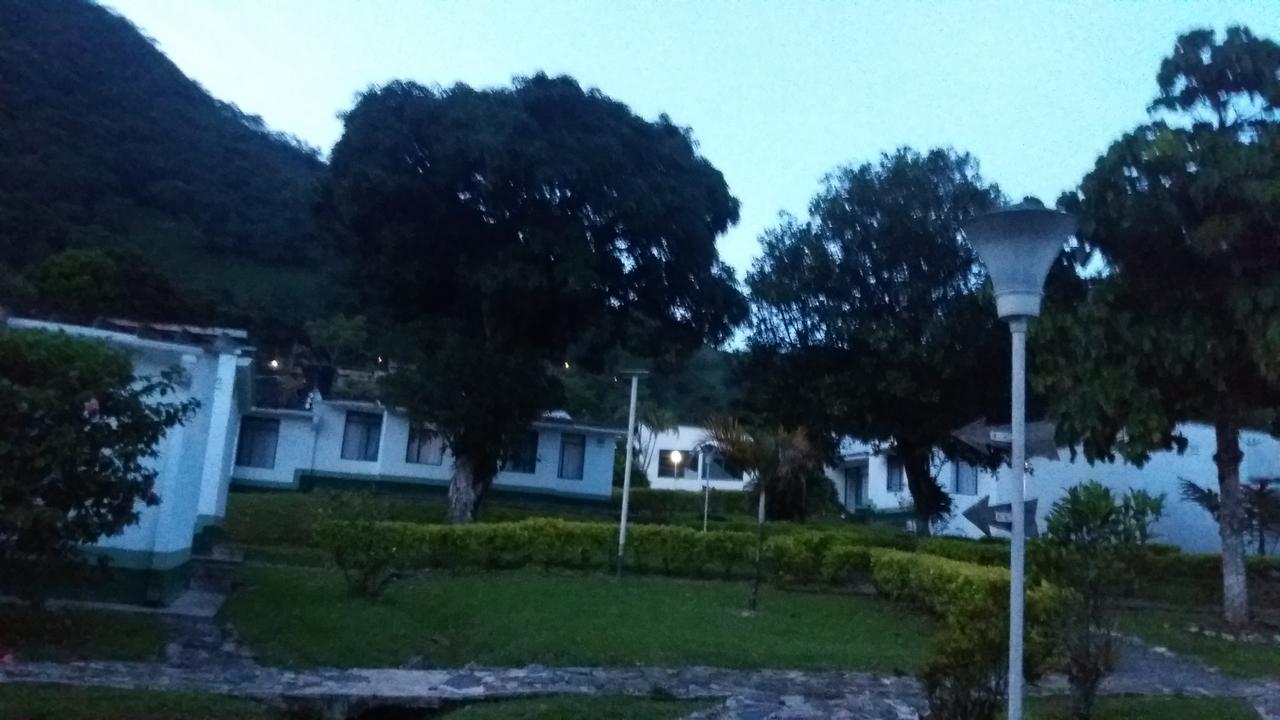 Hotel Servituristicos La Esmeralda Santa María Esterno foto