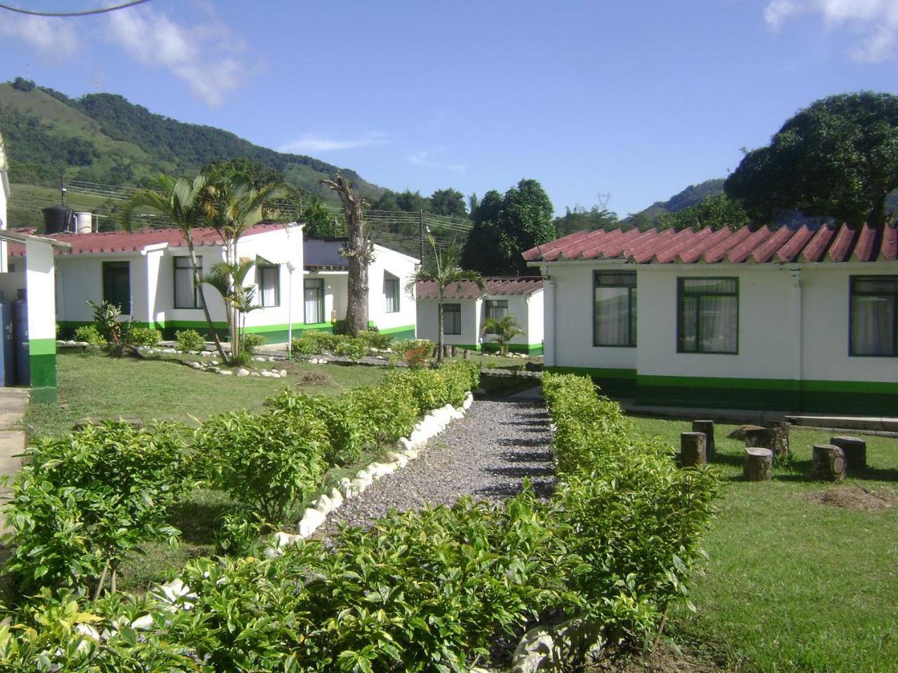 Hotel Servituristicos La Esmeralda Santa María Esterno foto